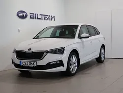 Vit Begagnad 2022 Skoda Scala Style Halvkombi | 199 900 kr (Marknadspris)