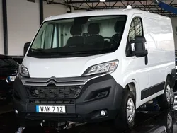 Vit Begagnad 2023 Citroën Jumper Minibuss | 274 500 kr (Marknadspris)