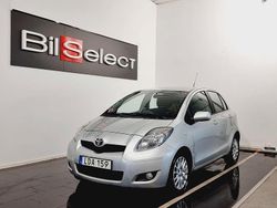 Silver Begagnad 2010 Toyota Yaris Halvkombi | 47 900 kr (Marknadspris)