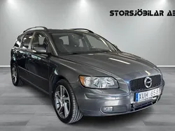 Grå Begagnad 2006 Volvo V50 Kinetic Kombi | 79 000 kr (Dyr)