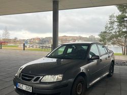 Begagnad 2005 Saab 9-3 Sedan | 14 500 kr (Marknadspris)