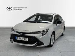 Grå Begagnad 2025 Toyota Corolla Active Kombi | 329 800 kr (Lite dyr)