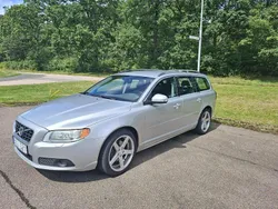 Grå Begagnad 2010 Volvo V70 Momentum Kombi | 100 000 kr (Marknadspris)