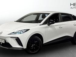 Vit (white) Begagnad 2023 MG MG4 EV Halvkombi | 254 900 kr (Marknadspris)