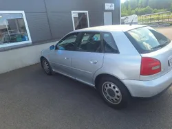 Grå Begagnad 2000 Audi A3 Attraction Halvkombi | 11 000 kr (Lite dyr)