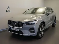 Grå Begagnad 2024 Volvo XC60 Plus SUV | 549 500 kr (Marknadspris)