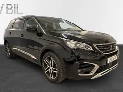 Svart Begagnad 2019 Peugeot 5008 Minibuss | 195 000 kr (Bra pris)