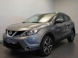 Grå Begagnad 2017 Nissan Qashqai Tekna SUV | 149 900 kr (Marknadspris)