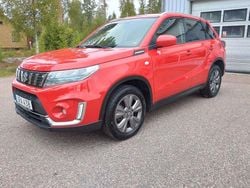 Röd Begagnad 2023 Suzuki Vitara SUV | 289 000 kr