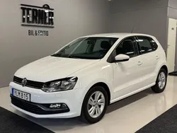 Vit Begagnad 2017 VW Polo Halvkombi | 119 000 kr (Marknadspris)