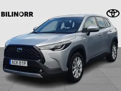 Silver Begagnad 2023 Toyota Corolla Cross Active SUV | 359 900 kr (Marknadspris)