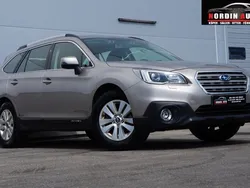 Ljusbrun Begagnad 2015 Subaru Outback SUV | 149 900 kr (Bra pris)