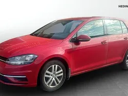 Röd (red) Begagnad 2018 VW Golf VII Halvkombi | 179 900 kr (Marknadspris)