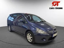 Mörkblå (blå) Begagnad 2006 Mitsubishi Grandis Minibuss | 24 900 kr (Marknadspris)