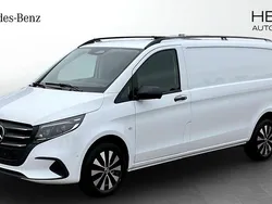 Vit Ny 2024 Mercedes Vito Minibuss | 523 000 kr (Bra pris)
