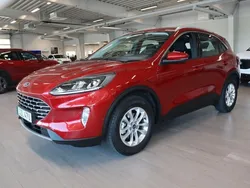 Röd (röd metallick) Begagnad 2022 Ford Kuga Business Edition SUV | 286 800 kr (Lite dyr)