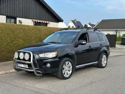 Svart Begagnad 2011 Mitsubishi Outlander SUV | 50 000 kr (Bra pris)