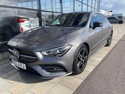 Mörkgrå (grå) Begagnad 2021 Mercedes CLA200 Shooting Brake AMG Kombi | 279 900 kr (Marknadspris)