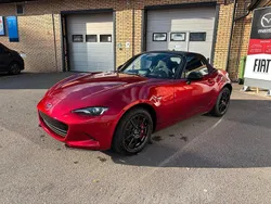 Soul red crystal metallic Ny 2025 Mazda MX5 Homura-Line Cab | 393 800 kr (Lite dyr)