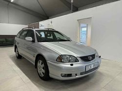 Silver Begagnad 2002 Toyota Avensis Kombi | 49 900 kr (Dyr)