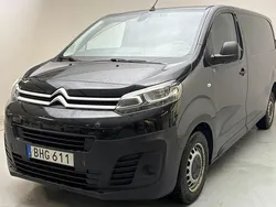 Svart Begagnad 2017 Citroën Jumpy Minibuss | 143 000 kr (Marknadspris)