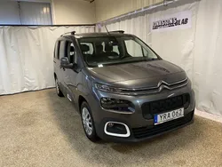 Grå Begagnad 2018 Citroën Berlingo PureTech Minibuss | 219 000 kr (Marknadspris)