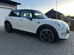 Vit Begagnad 2015 Mini One D Pepper Halvkombi | 79 999 kr