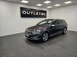 Mörkgrå (grå) Begagnad 2020 VW Passat Alltrack Kombi | 289 900 kr (Marknadspris)