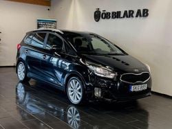 Svart Begagnad 2014 Kia Carens Minibuss | 99 900 kr (Marknadspris)