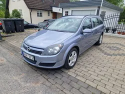 Grå Begagnad 2005 Opel Astra Kombi | 23 500 kr (Marknadspris)
