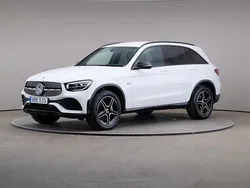Vit Begagnad 2021 Mercedes GLC300e AMG line SUV | 415 000 kr (Marknadspris)