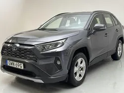 Mörkgrå Begagnad 2019 Toyota RAV4 Active SUV | 266 000 kr