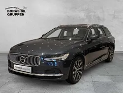 Mörkblå (blå) Begagnad 2022 Volvo V90 Inscription Kombi | 349 000 kr (Marknadspris)