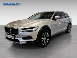 Silver Begagnad 2021 Volvo V90 CC SE Kombi | 319 500 kr (Marknadspris)