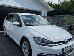 Vit Begagnad 2018 VW Golf VII Kombi | 148 000 kr (Marknadspris)
