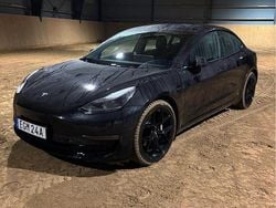 Begagnad 2021 Tesla Model 3 Sedan | 299 000 kr (Marknadspris)