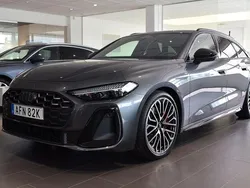 Grå (daytonagrå pärleffekt) Begagnad 2025 Audi A5 S-Line Sportkupé | 739 000 kr