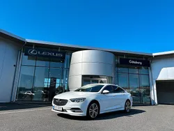 Vit Begagnad 2017 Opel Insignia Business Halvkombi | 205 000 kr (Lite dyr)