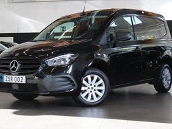 Svart Begagnad 2023 Mercedes Citan 110 Van | 209 900 kr (Marknadspris)