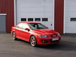 Röd Begagnad 2006 Mazda 6 Sedan | 59 000 kr (Lite dyr)