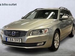 Silver Begagnad 2015 Volvo V70 Momentum Kombi | 124 900 kr (Marknadspris)