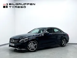 Mörkblå (blå) Begagnad 2016 Mercedes C220 AMG Sedan | 219 900 kr (Marknadspris)