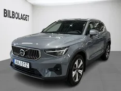 Grå Begagnad 2023 Volvo XC40 Ultimate SUV | 409 500 kr (Marknadspris)