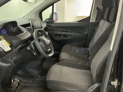 Svart Begagnad 2019 Peugeot Partner Minibuss | 139 000 kr (Superpris)