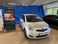 Silver Begagnad 2009 Toyota Yaris Halvkombi | 49 900 kr (Marknadspris)
