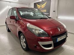 Röd Begagnad 2011 Renault Scénic III Minibuss | 69 990 kr (Marknadspris)