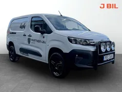 Vit (vit kaolin) Ny 2025 Peugeot Partner Minibuss | 531 125 kr