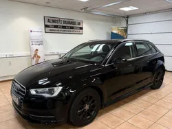Svart Begagnad 2015 Audi A3 Sportback Attraction Halvkombi | 104 900 kr (Marknadspris)