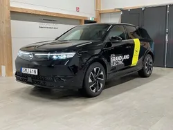 Svart Begagnad 2024 Opel Grandland Electric Ultimate SUV | 549 900 kr
