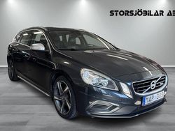 Grå Begagnad 2011 Volvo V60 R-Design Kombi | 139 000 kr (Marknadspris)